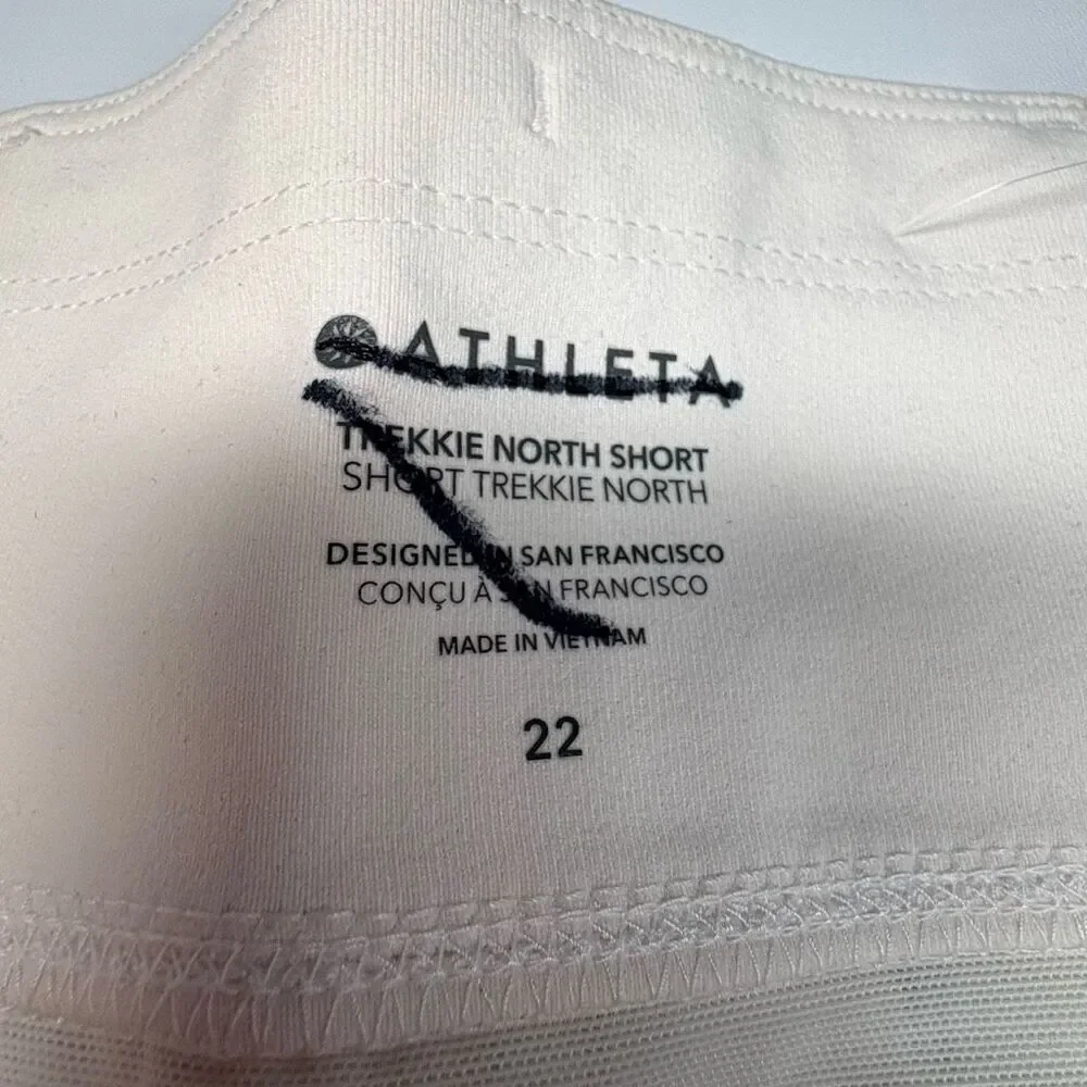 Athleta size 22 Trekkie North short Texture Magnolia Grey/White - Picture 4 of 8